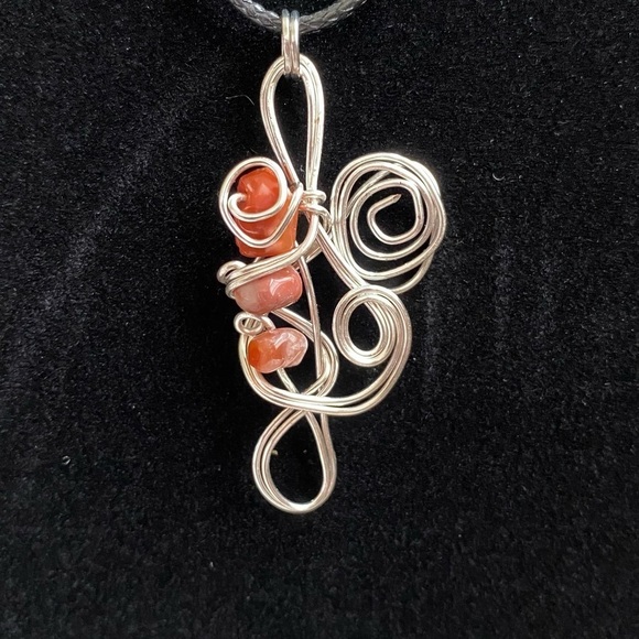 Natural Carnelian Whimsical Pendant - Picture 2 of 3